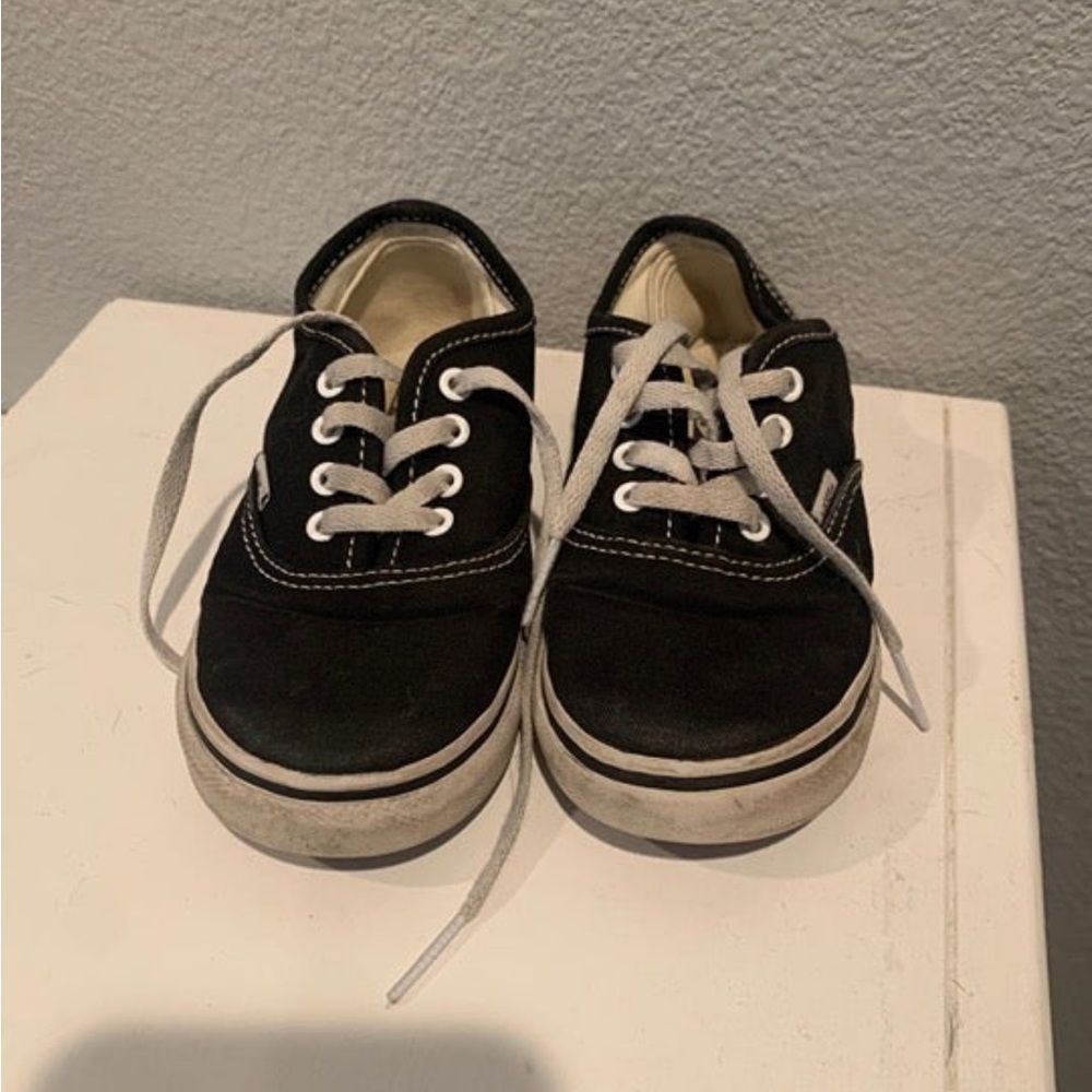 Black Vans